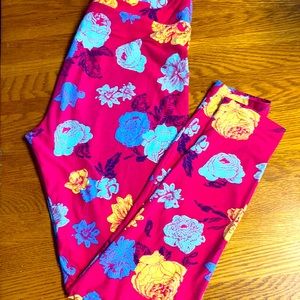 Lularoe leggings- Valentines Day-TC